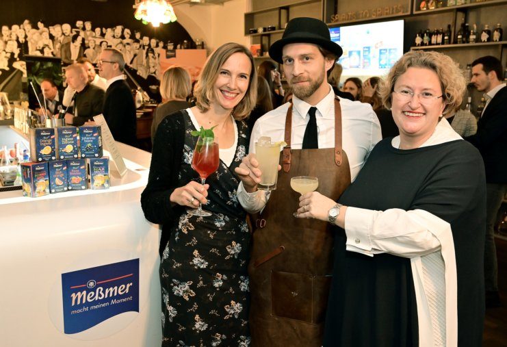 Die Traditionsmarke lud zur Verkostung von Tea-infused Drinks in den Kleinod Cocktail Salon - Foto: Stange, Schober, Stainer