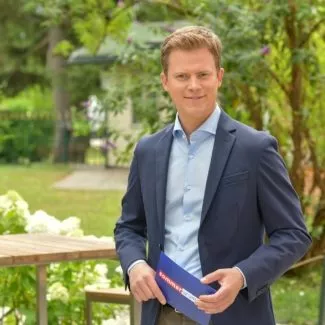 Tobias Pötzelsberger - Leser des Magazins "Der Österreichische Journalist" entschieden sich für den ORF-Anchor