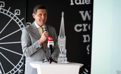 Peter Hanke gibt Ergebnisse der 5G Challenge bekannt