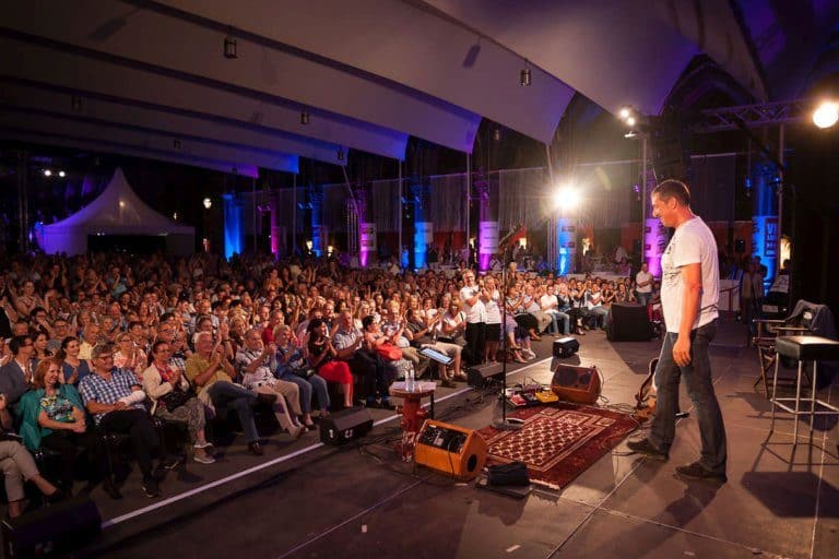 Viktor Gernot ist Stammgast beim Wiener Kabarettfestival