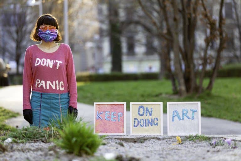 Künstler wie Maria Magdalena Ianchis finden Zuflucht in der Wiener U-Bahn