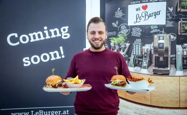 Der größte Le Burger Österreichs soll am 17. April im Auhof Center öffnen