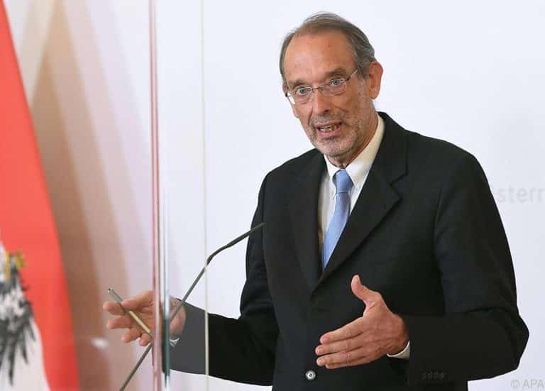 Bildungsminister Heinz Faßmann zum Thema "Etappenplan für die Schulöffnung" in Wien