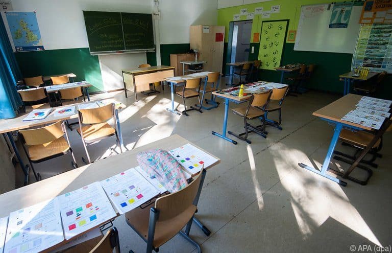 Schüler an den Volksschulen, AHS-Unterstufen, Neuen Mittelschulen und Sonderschulen dürfen am 18. Mai wieder zum Unterricht