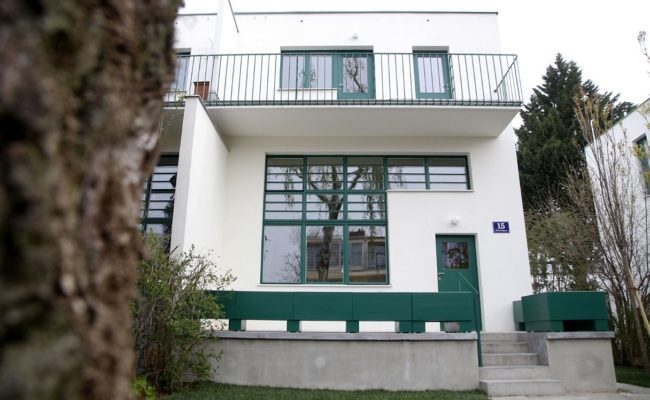 Adolf-Loos-Haus in der Werkbundsiedlung nach Generalsanierung