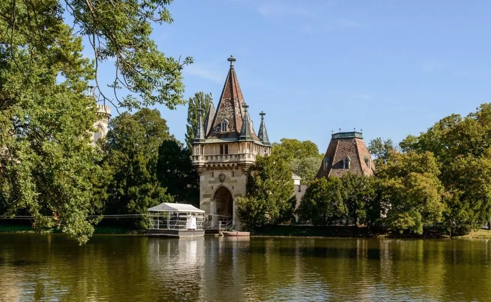 Schlosspark Laxenburg ist für Besucher ab 1. Mai 2020 wieder geöffnet