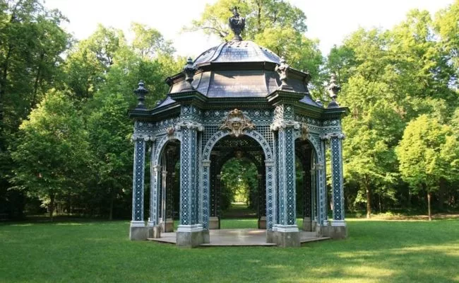 Grünes Lusthaus im Schlosspark Laxenburg steht Besuchern wieder offen