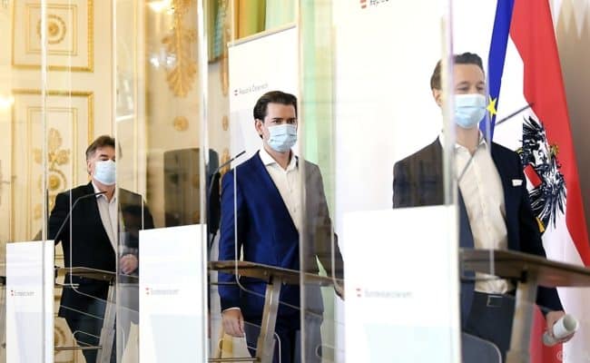 Bundesregierung stellt bei Gemeindepaket einer Pressekonferenz vor