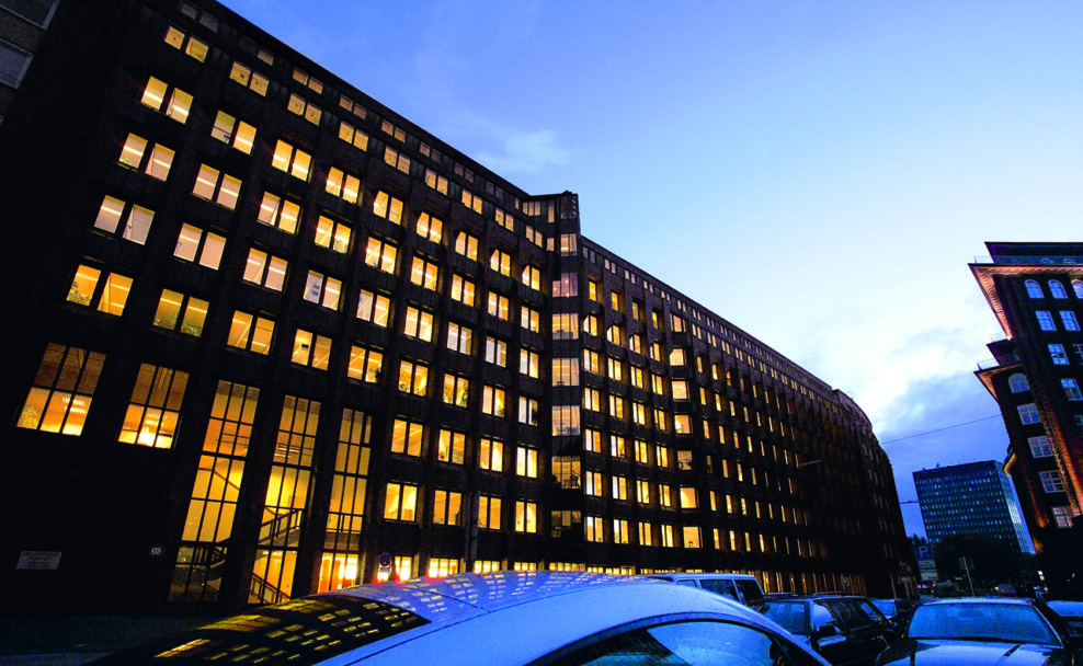 Bauer Media Group mit Sitz in Hamburg verkauft Anteile am Auslandsgeschäft