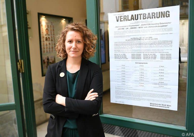 Klimavolksbegehren-Initiatorin Katharina Rogenhofer erzielte 380.590 Unterschriften