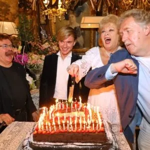 Gerhard Bocek, Yury Revich, Birgit Sarata, Franz Suhrada beim Sommernachtsfest im Marchfelderhof