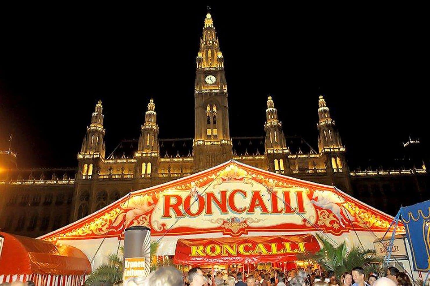 Circus Roncalli in Wien am Rathausplatz | © Harald Artner Circus Roncalli kommt im September nach Wien auf den Rathausplatz