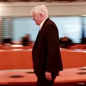 Seehofer verzichtet auf Strafanzeige gegen taz-Kolumnistin