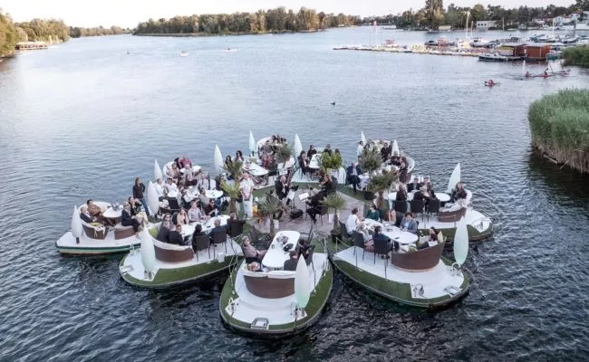 Meine Insel Bootsverleih Floating Concerts auf der Alten Donau