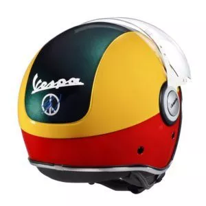 Sean Wotherspoon Jet-Helm passend zu der von ihm designten Vespa