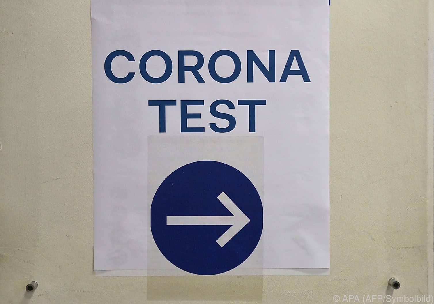 Heimreisenden Urlaubern nach Österreich drohen hohe Strafen bei nich erbrachten Corona Test