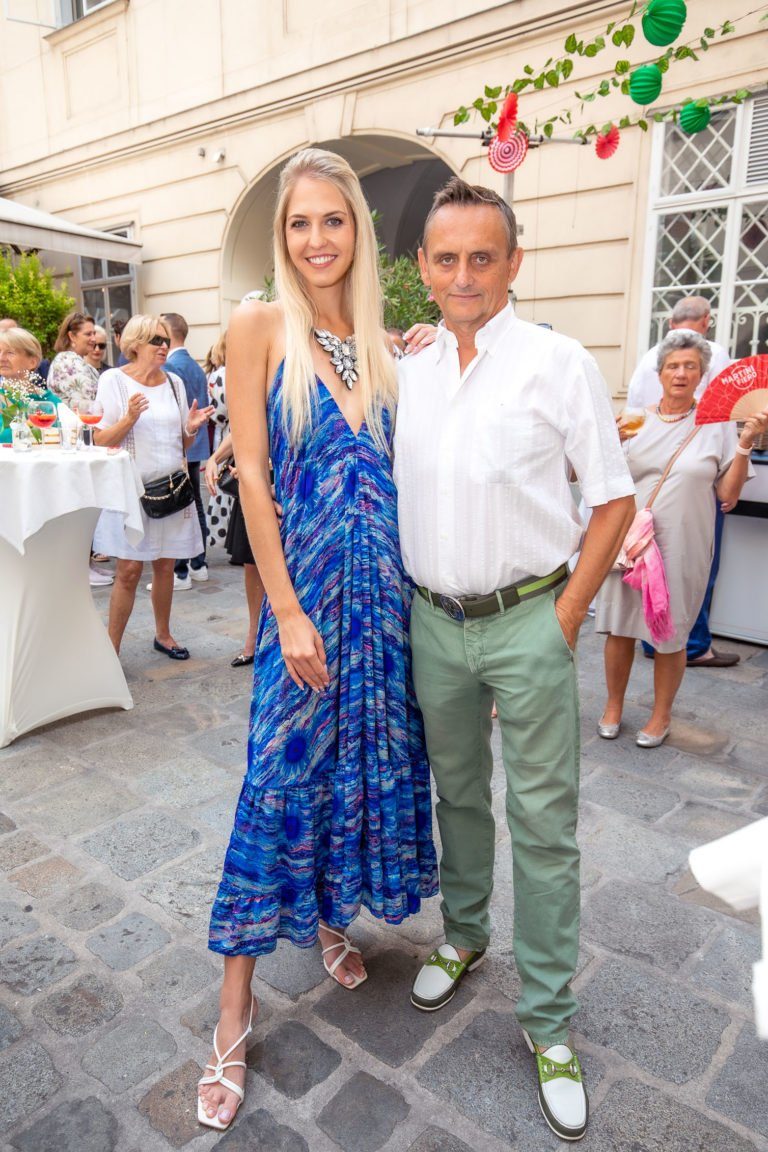 Beatrice Körmer mit Freund Heimo Turin beim Sommerfest Beauty & Lifestyle Spa