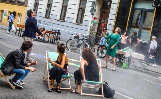 Gruner Spruhnebel Fur Gute Nachbarschaft In Neubau