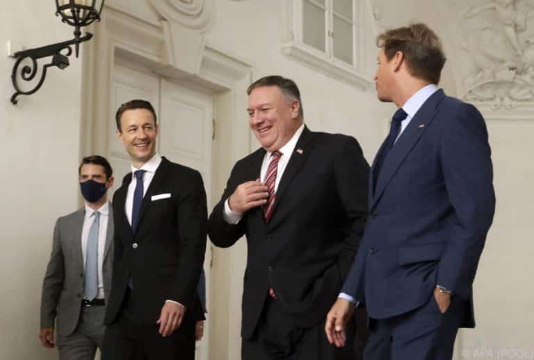 US-Aussenminister Mike Pompeo, Finanzminister Gernot Blümel und der US-Botschafter in Österreich Trevor Traina