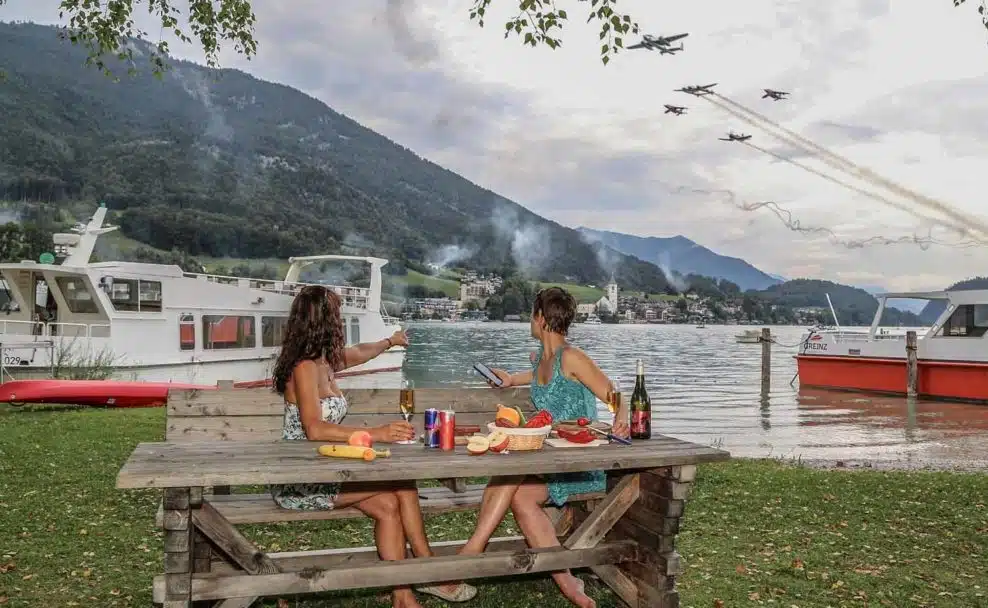 Flying Bulls sorgten im Sunset Wing Club am Wolfgangsee für gute Stimmung