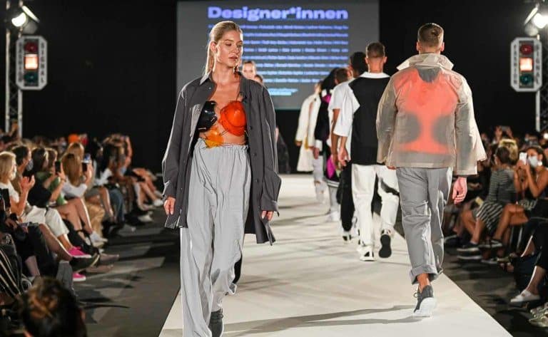 Modeschule KunstModeDesign Herbstrasse auf der MQ Vienna Fashion Week 2020