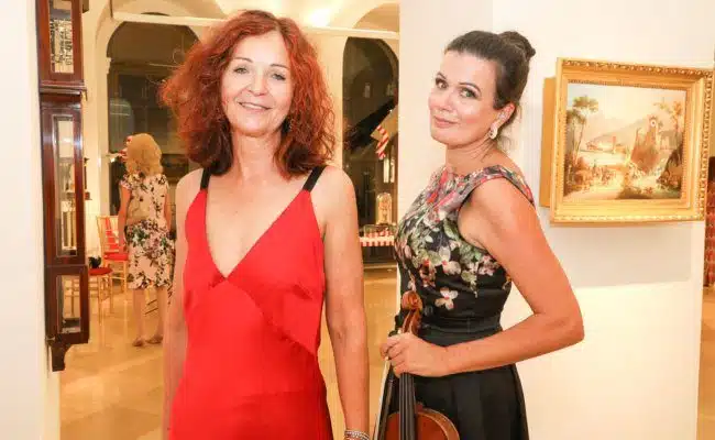 Galeristin Lieselotte Setzer und Barbara Helfgott