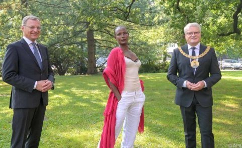 Waris Dirie hielt die Festrede beim Brucknerfest in Linz