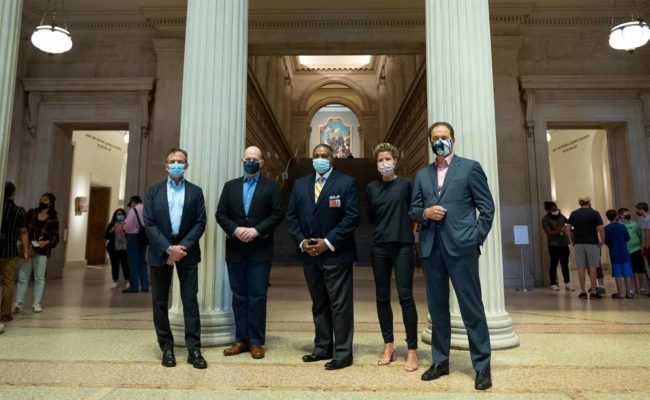Daniel H. Weiss, Will Sullivan, Keith L. Prewitt, Laurel und Max Hollein von der Met