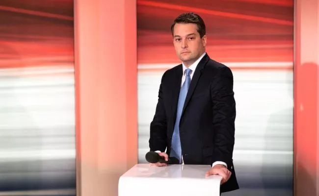 Die FPÖ mit Spitzenkandidat Dominik stürzt um mehr als 20 Prozentpunkte bei der Wien-Wahl ab