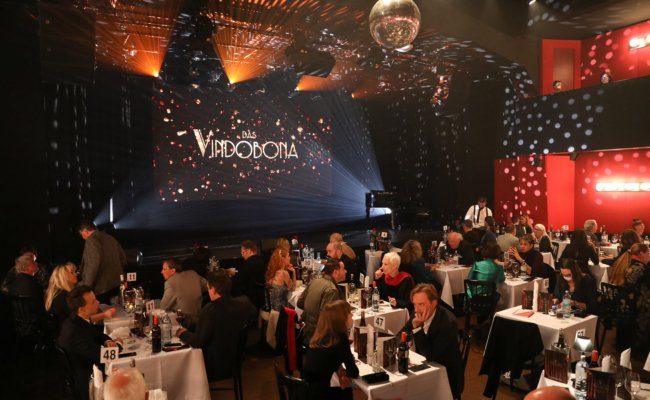 Das Vindobona in Wien Brigittenau feierte Eröffnungsgala mit einer Dinner Show