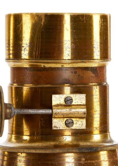 Die Voigtländer Daguerreotyp Kamera wurde erstmals 1840 
