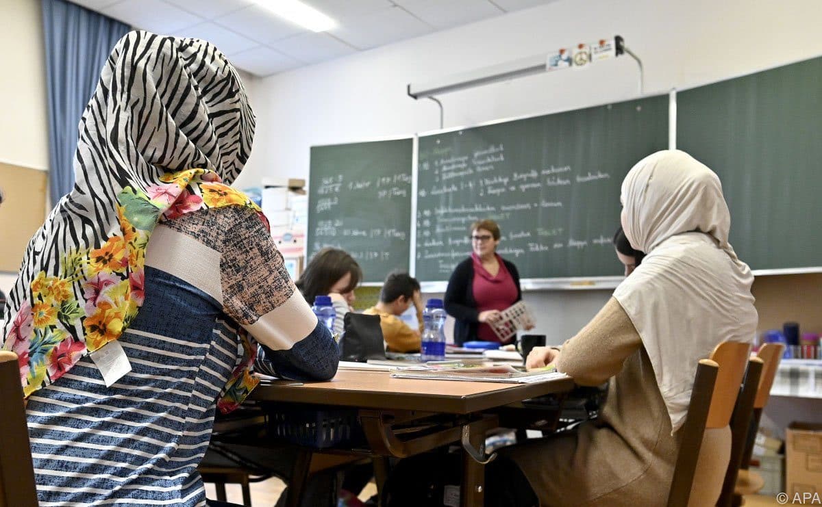 Kopftuchverbot an Volksschulen verfassungswidrig von VfGH erklärt