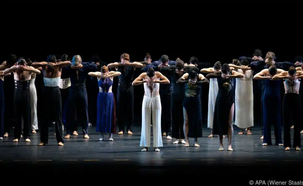 Ballettdirektor Martin Schläpfer Inszenierung "Mahler, live" an der Staatsoper