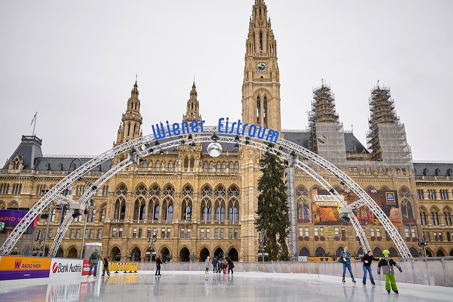 Der Wiener Eistraum hat am 24. Dezember eröffnet