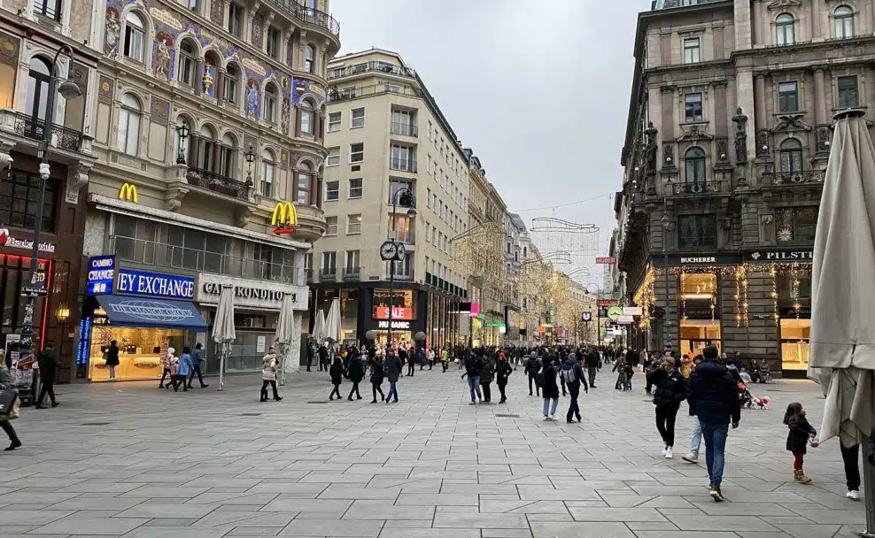 Weihnachtsshopping auf der Kärntner Straße