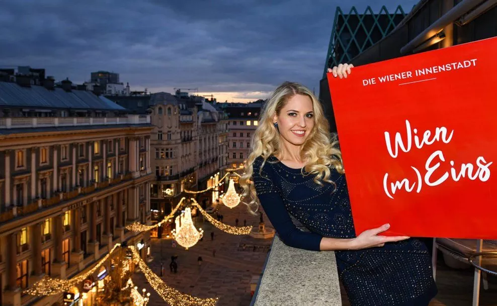 Beatrice Körmer unterstützt den Wiener Handel zu Weihnachten