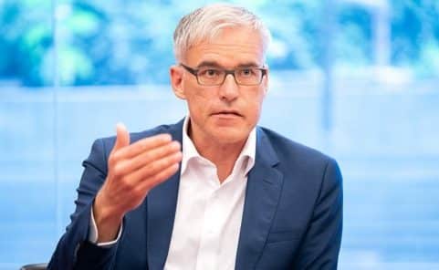 ORF-Stiftungsrats Lothar Lockl dramatisiert unabhängigen Journalismus