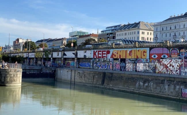 Street Art Graffiti am Donaukanal