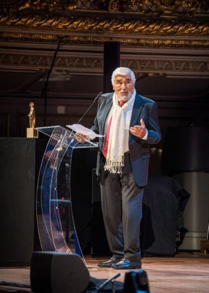Mario Adorf während der Verleihung der Europäischen Kulturpreise in der Tonhalle Zürich.