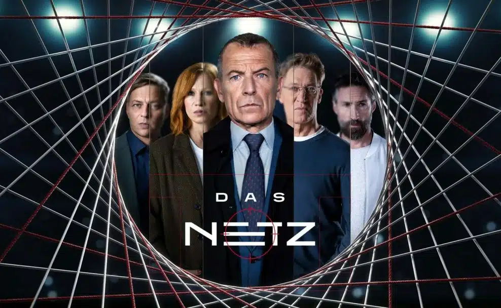 Tom Wlaschiha, Birgit Minichmayr, Raymond Thiry, Tobias Moretti und Benjamin Sadler in "Das Netz".