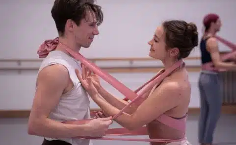 Geraud Wielick und Sonia Dvorak vom Wiener Staatsballett bei Proben zum Stück "La Fille mal gardée".