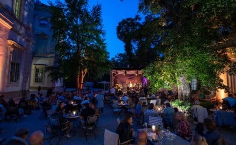 Sommer Rhapsodie im Park des Gartenpalais Liechtenstein