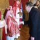 BürgermeisterMichael Ludwig begrüßt Sternsinger im Rathaus