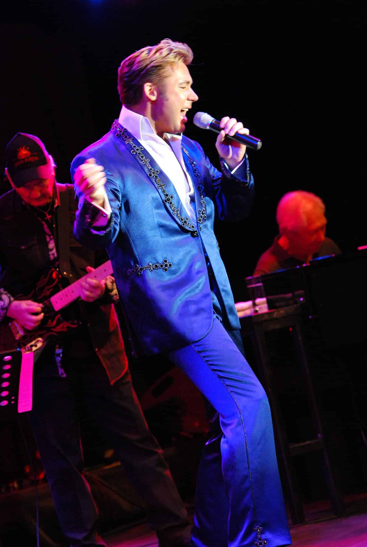 Dennis Jale ist Sänger und Interpret von Elvis Presley Hits Dennis Jale ist Sänger und Interpret von Elvis Presley Hits