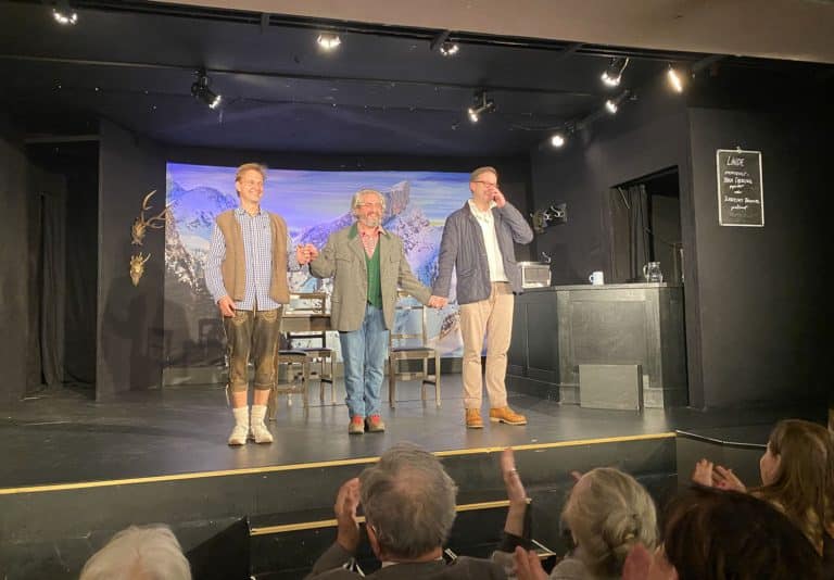 Premiere von Chaim und Adolf im Theater Freien Bühne Wieden.