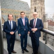 Vorstand der ÖBB-Personenverkehr AG Klaus Garstenauer, Wirtschaftsstadtrat Peter Hanke und Tourismusdirektor Norbert Kettner.