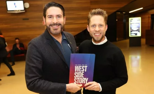 Clemens Unterreiner und Markus Freistätter bei der Premiere des Broadway Musicals West Side Story in Wien.
