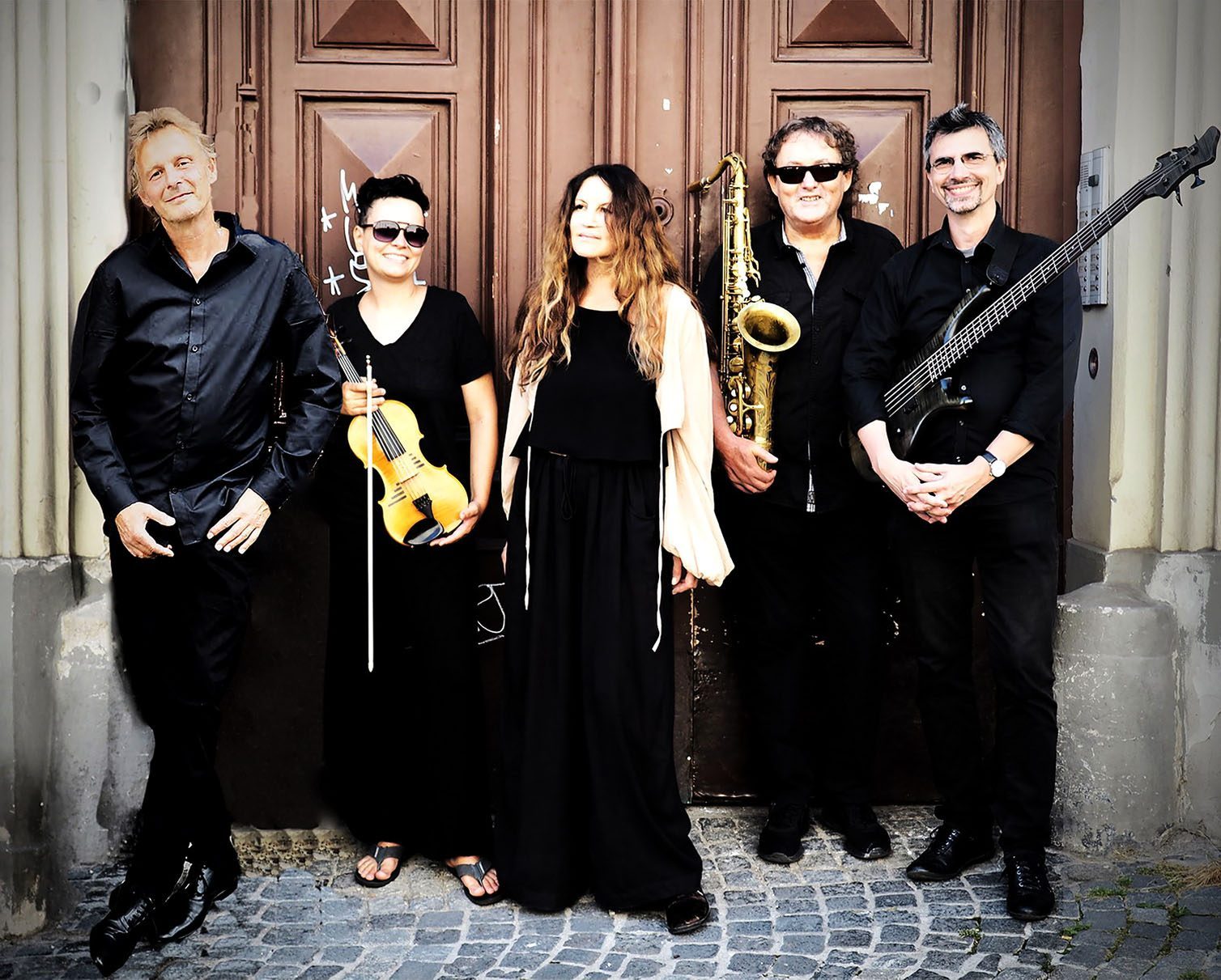 Cécile Nordegg mit Band bestehend aus Walter Schmidhuber, Maria Salamon, Josef Schultner und Christian Spörk
