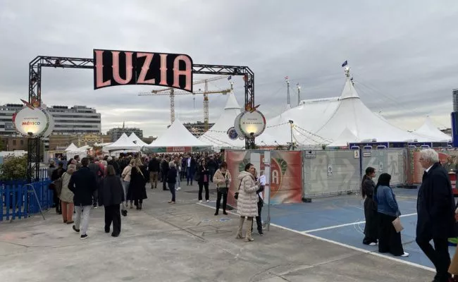 Cirque du Soleil Luzia feiert Premiere in Wien auf dem Gelände in Neu Marx an der Staribacherstraße 1.