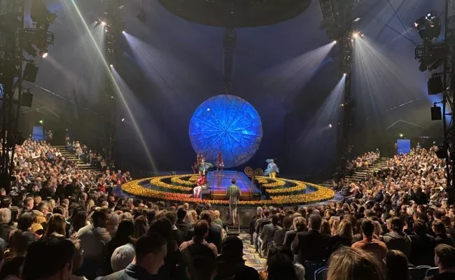 Cirque du Soleil Luzia feiert Premiere in Neu Marx.